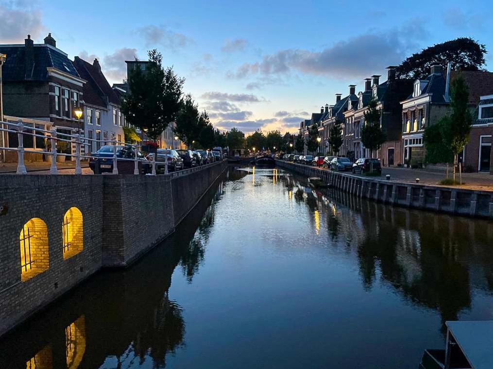 !!!Uniek!!! Rijksmonument Centrum Харлинген Экстерьер фото